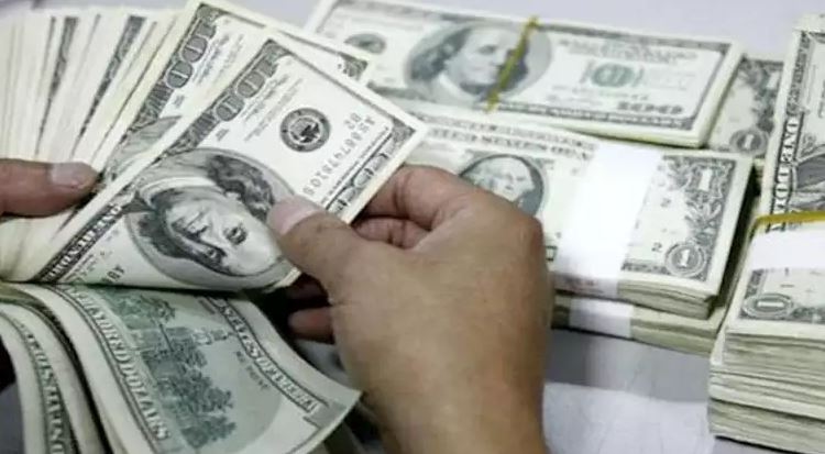 ضبط قضايا اتجار في النقد الأجنبي بقيمة 5 ملايين جنيه