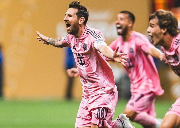 ميسي يتوهج في فوز كاسح لإنتر ميامي بالدوري الأمريكي