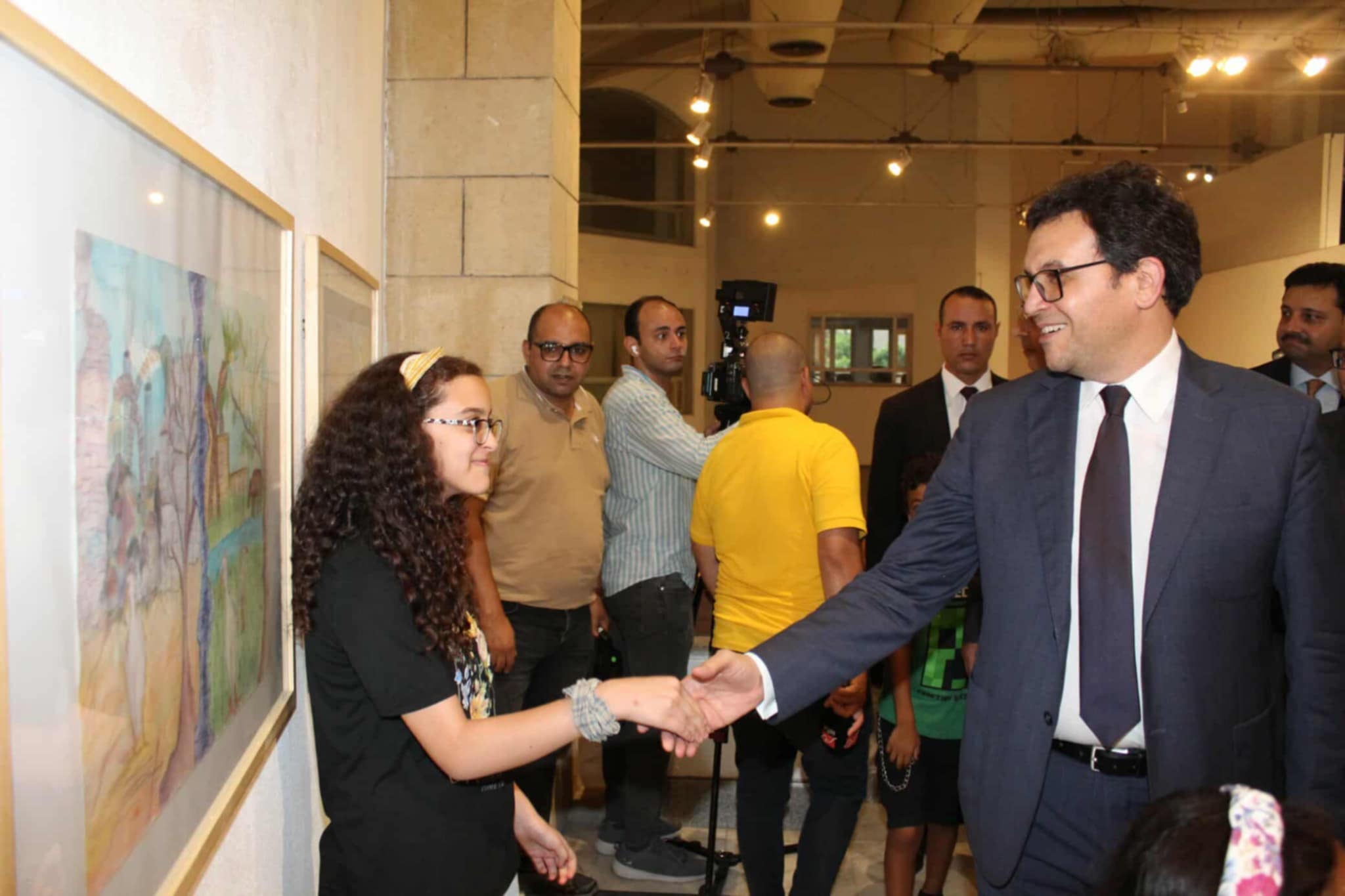 وزير الثقافة يفتتح فعاليات الدورة الثالثة لبينالي القاهرة الدولي لفنون الطفل