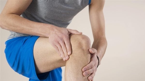 أسباب طقطقة المفاصل ومخاطرها وطرق علاجها