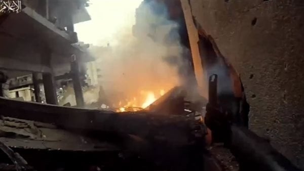 ضربة موجعة لجيش الاحتلال، تفجير ناقلة جند في غزة يسفر عن مقتل وإصابة 19 جنديا