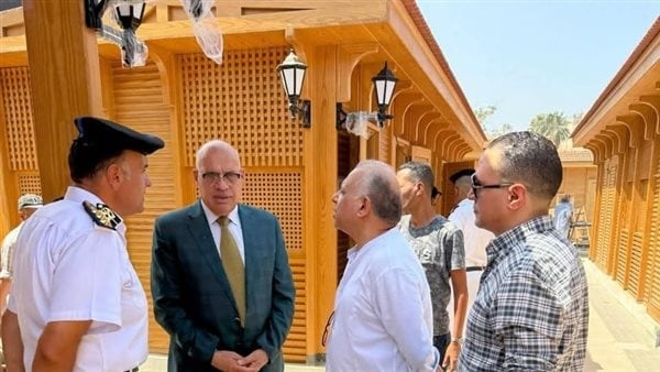 أكشاك بيع الكتب بسور الأزبكية بعد تطويرها (صور)