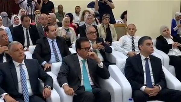 وزير الصحة يصل إلى الإسماعيلية ويفتتح معمل المحاكاة