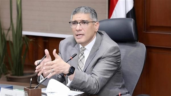 رفع أكثر من 88 ألف حالة إشغال طرق وغلق 456 منشأة مخالفة بالجيزة