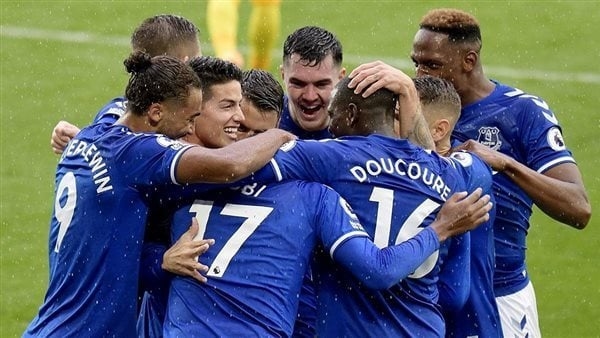 موعد مباراة ليدز يونايتد وإيفرتون في الدوري الانجليزي
