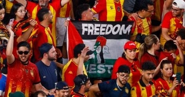 الترجي ضد تشيلسي.. الجماهير التونسية تتألق برسائل فلسطين في مونديال الأندية