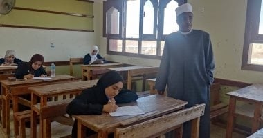 رئيس المنطقة الأزهرية يتفقد لجان امتحانات الثانوية الأزهرية ويطمئن على دعم الطلاب