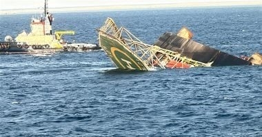 استئناف البحث عن المفقودين فى غرق حفار جبل الزيت لليوم الثالث.. فيديو