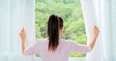 عشان الجو حر النهارده.. 7 حيل ذكية لتبريد المنزل دون الحاجة لتكييف