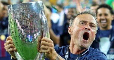 إنريكى يحقق أرقامًا تاريخية بعد التتويج بالسوبر الأوروبى مع باريس