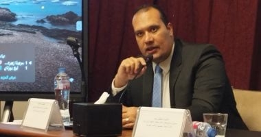 مساعد وزير الزراعة: المضادات الحيوية تنتقل للإنسان من اللحم و اللبن و البيض