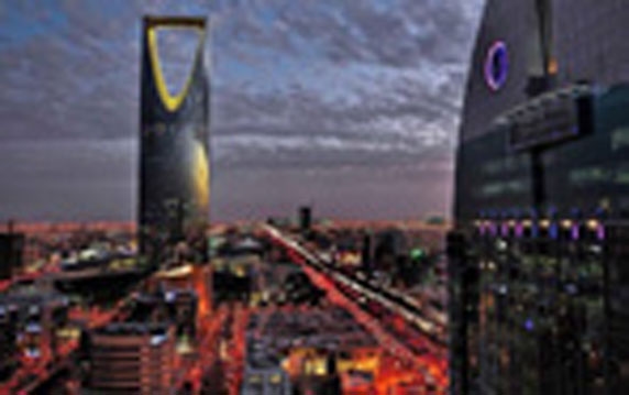 نمو قياسي لقطاعي المكاتب والضيافة في المملكة