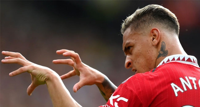 "أنتوني" يرحب بالاحتراف في الدوري السعودي