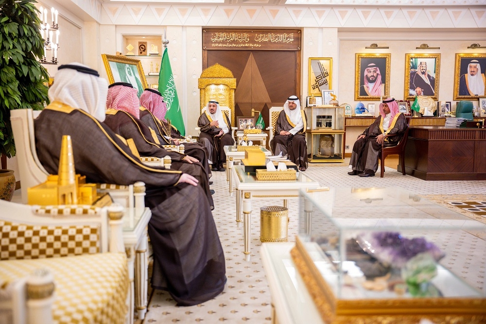 أمير القصيم يستقبل رئيس مجلس إدارة مؤسسة الملك عبدالعزيز ورجاله للموهبة والإبداع "موهبة"