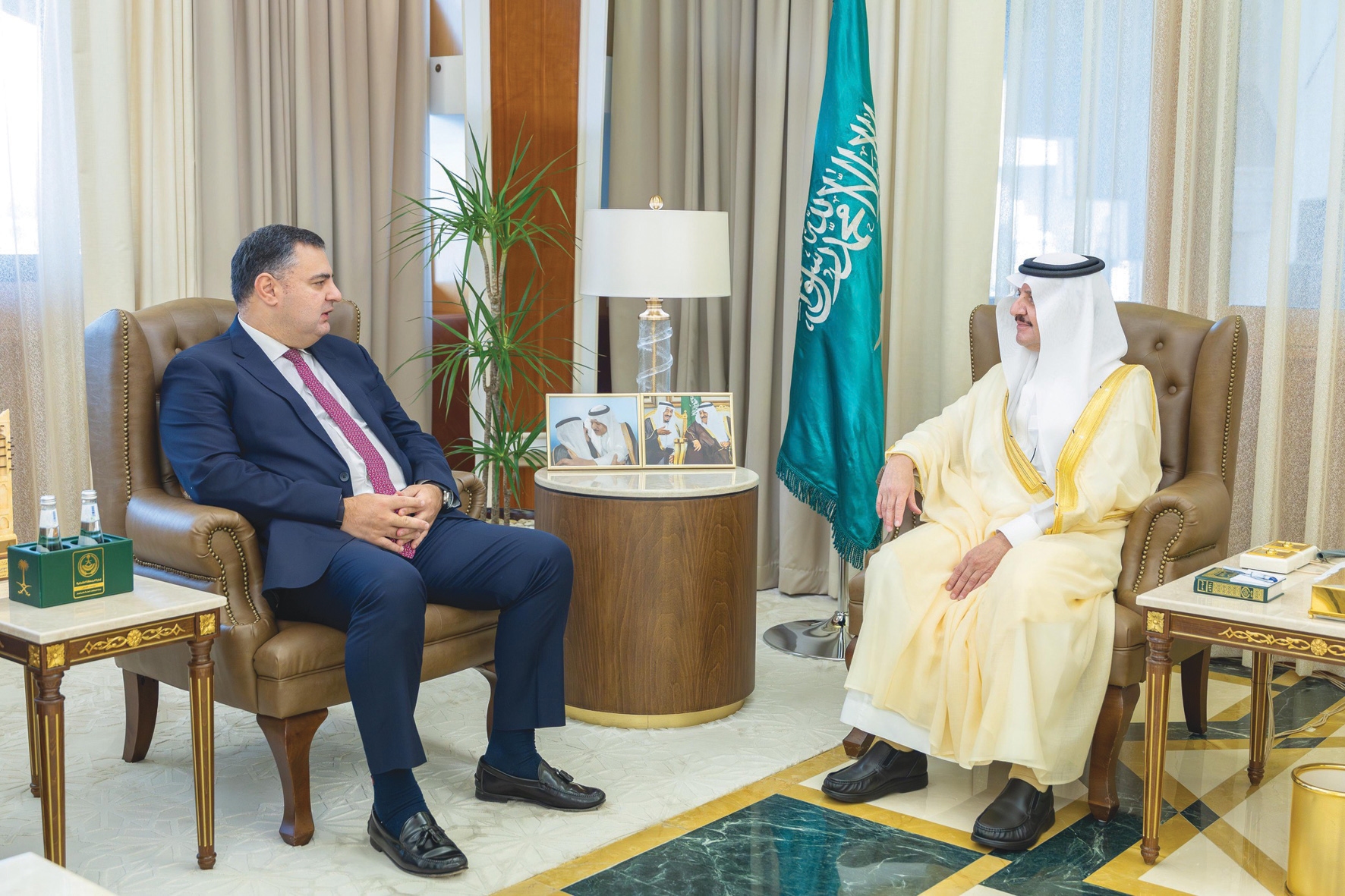 أمير الشرقية يستقبل سفير جورجيا