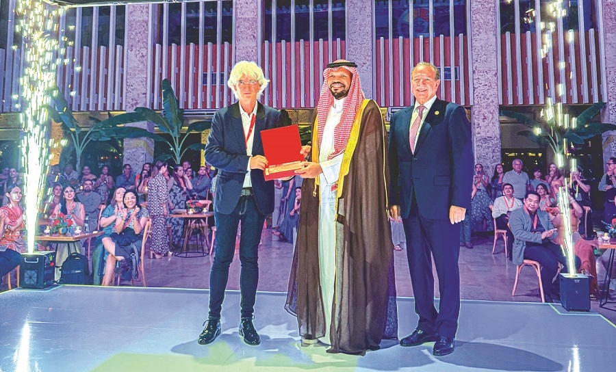 مجلس الصحة المهنية يحصل على جائزة دولية