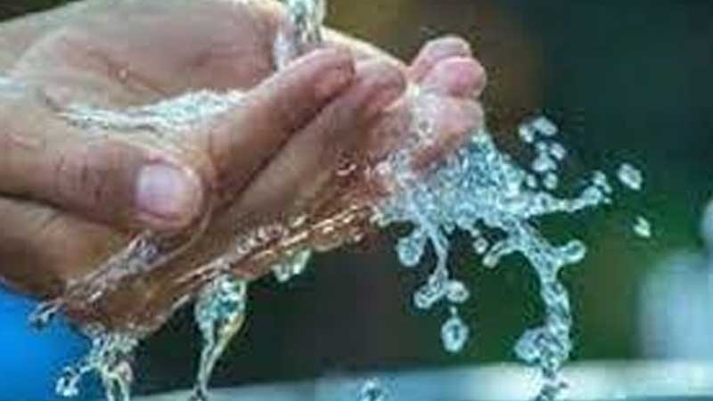 مع ارتفاع درجات الحرارة...أفضل الصدقات صدقة الماء