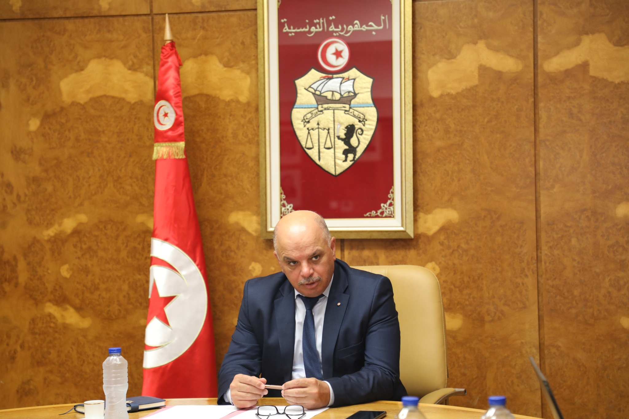 وزير النقل يدعو للإسراع في استكمال الصيغة النهائية لمشروع قانون تنظيم النقل البري