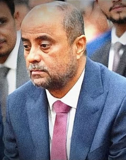 رئيس الوزراء: البلاد تعيش في دوامة معقدة لا يمكن تجاوزها بوقت قصير
