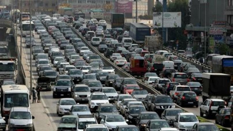 24 Apr 2025 07:26 AM التحكم المروري: حركة المرور كثيفة على أوتوستراد النقاش باتجاه أنطلياس وصولاً الى نهر الموت وعلى أوتوستراد خلدة باتجاه أنفاق المطار