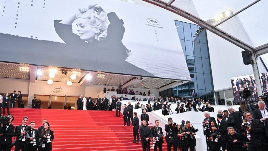 13 May 2025 10:56 AM مهرجان "كان" السينمائي يحظر "العُري" على السجادة الحمراء