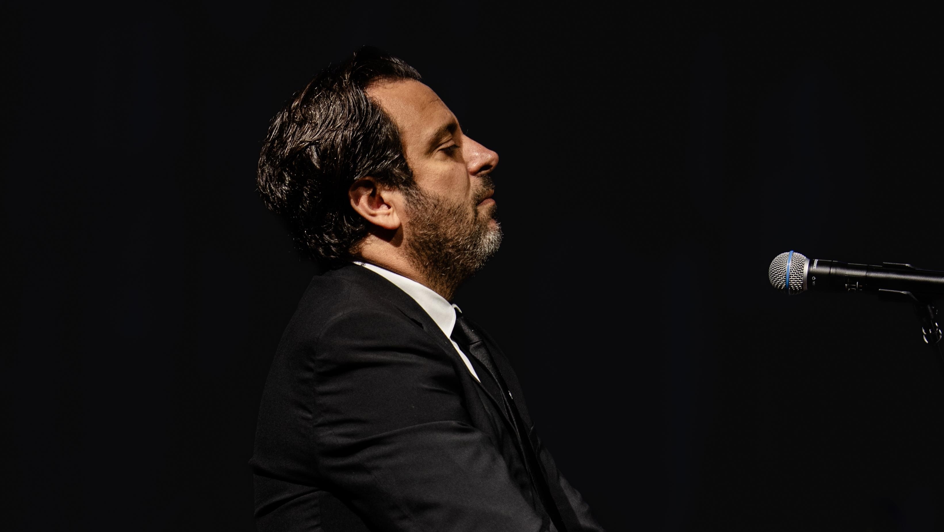 غي مانوكيان ينهي جولته الأميركية بنجاح ساحق ويستعد لإحياء حفل ضخم في باريس