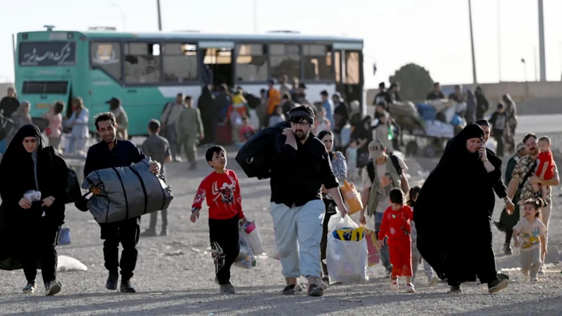 30 Jun 2025 19:22 PM UN: More than 250,000 Afghans left Iran in June