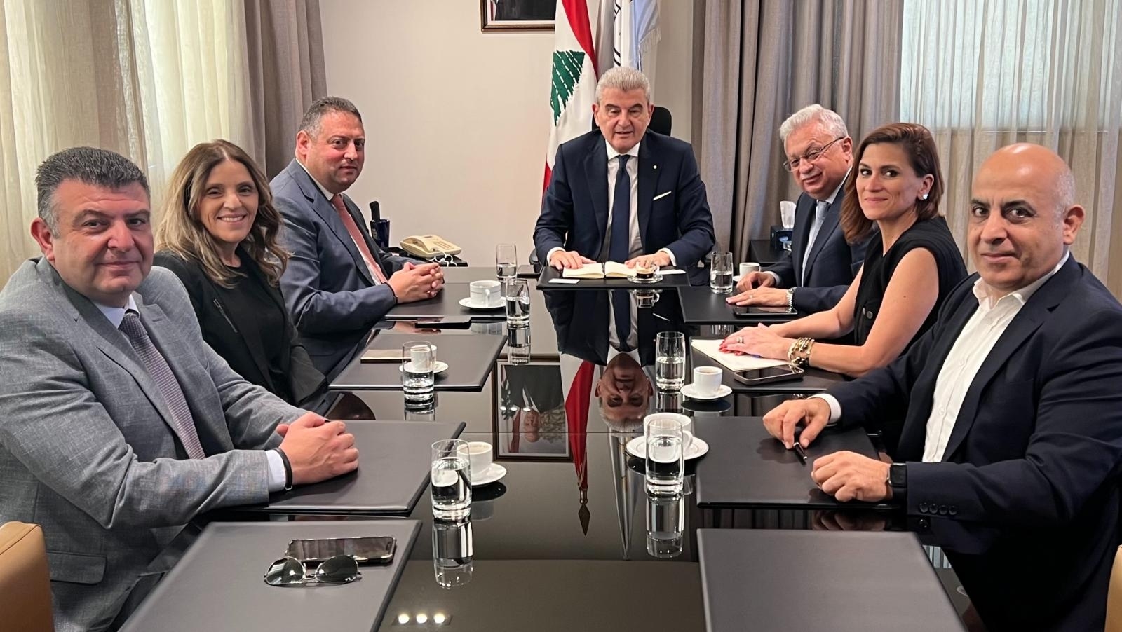 Industry Minister meets Lebanese Business Group, supports private sector growth