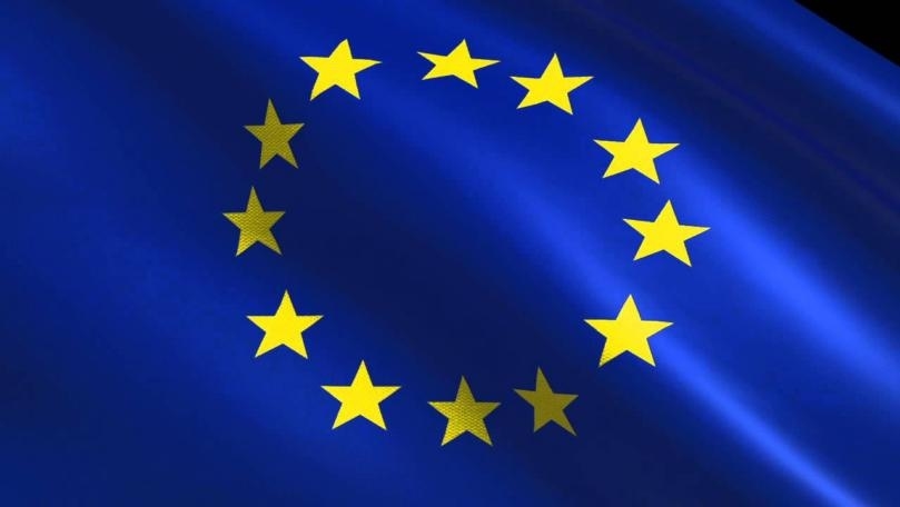 EU 'alarmed' by Syria clashes, urges protection of civilians