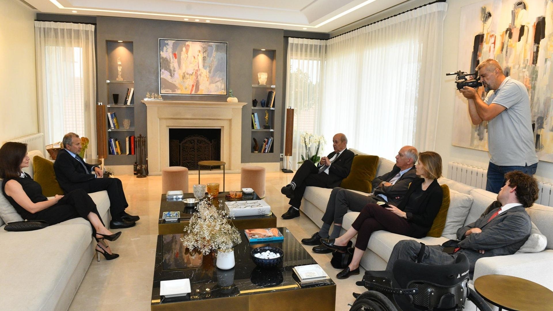 Bassil, Le Drian discuss regional and local developments
