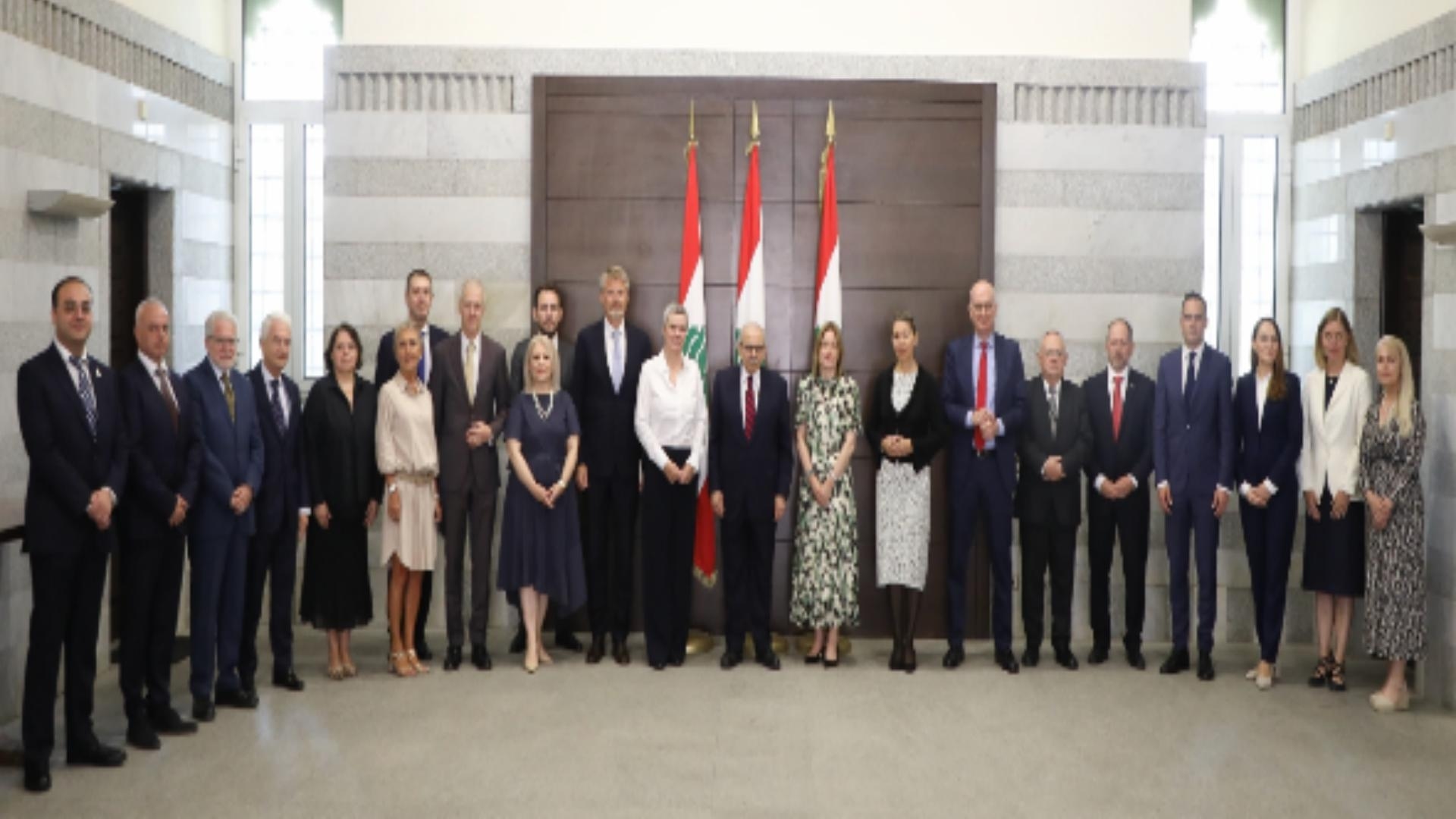 Salam meets ambassadors of EU countries