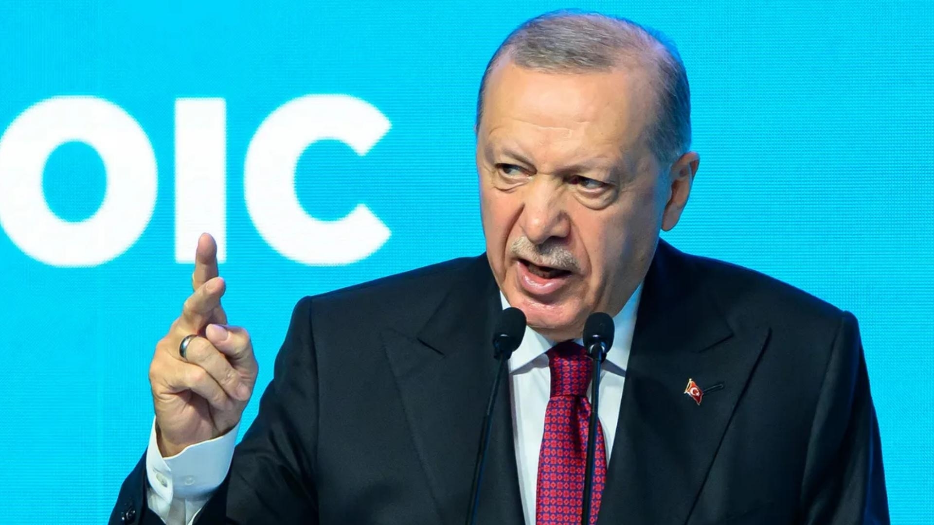 17 Jul 2025 20:56 PM أردوغان: لن نسمح بتقسيم سوريا