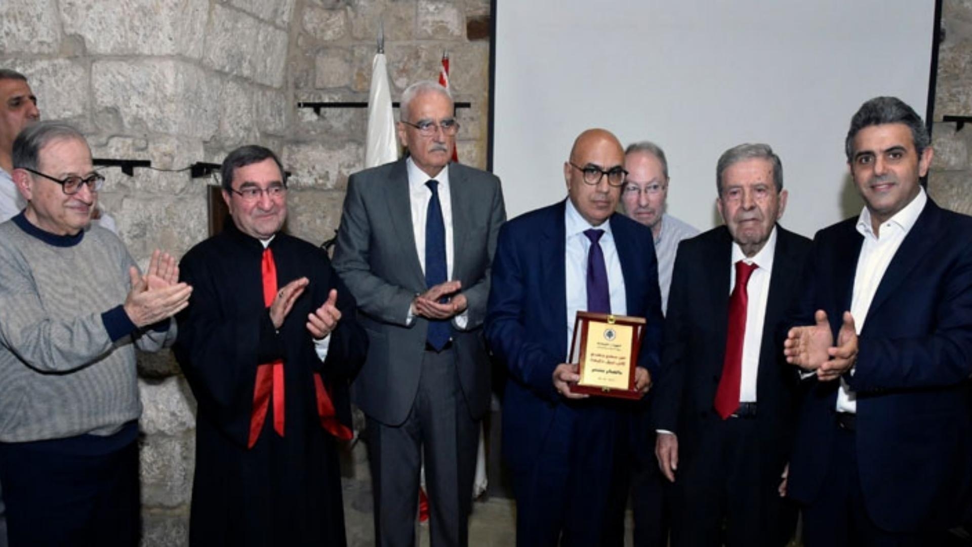 31 May 2025 15:52 PM جعجع: سلاح الفكر أقوى من البندقية