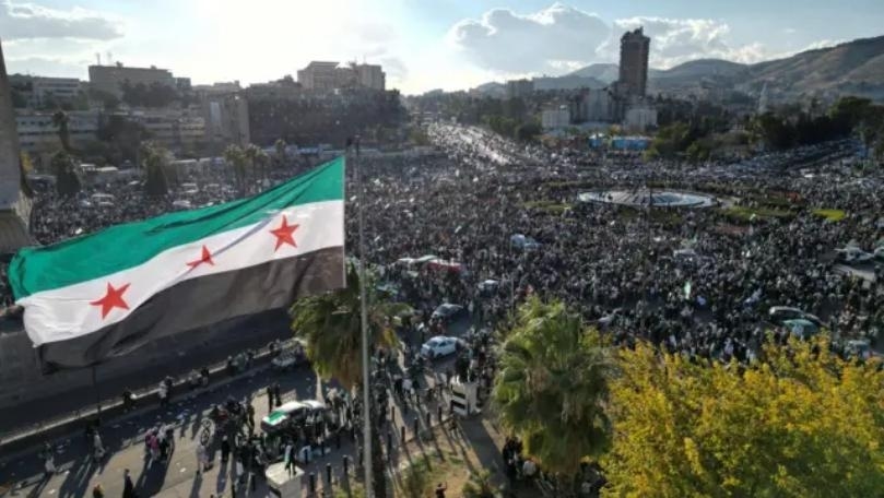 13 Jul 2025 15:36 PM"سانا": سوريا توقع اتفاقية مع موانئ دبي بقيمة 800 مليون دولار لتعزيز البنية التحتية للموانئ