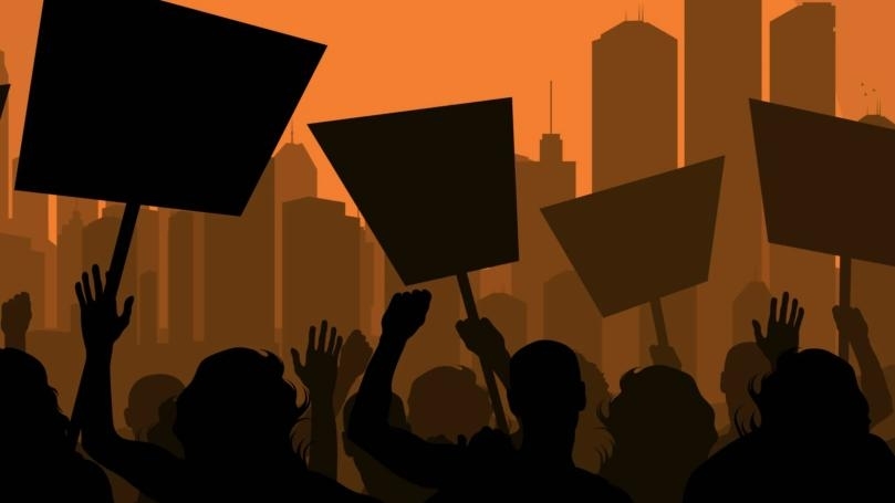 19 May 2025 22:23 PM تجمع العسكريين المتقاعدين: تجاهل مطلب المساعدة الفورية يعد تراجعاً عن الاتفاق ويخل بمبدأ العدالة