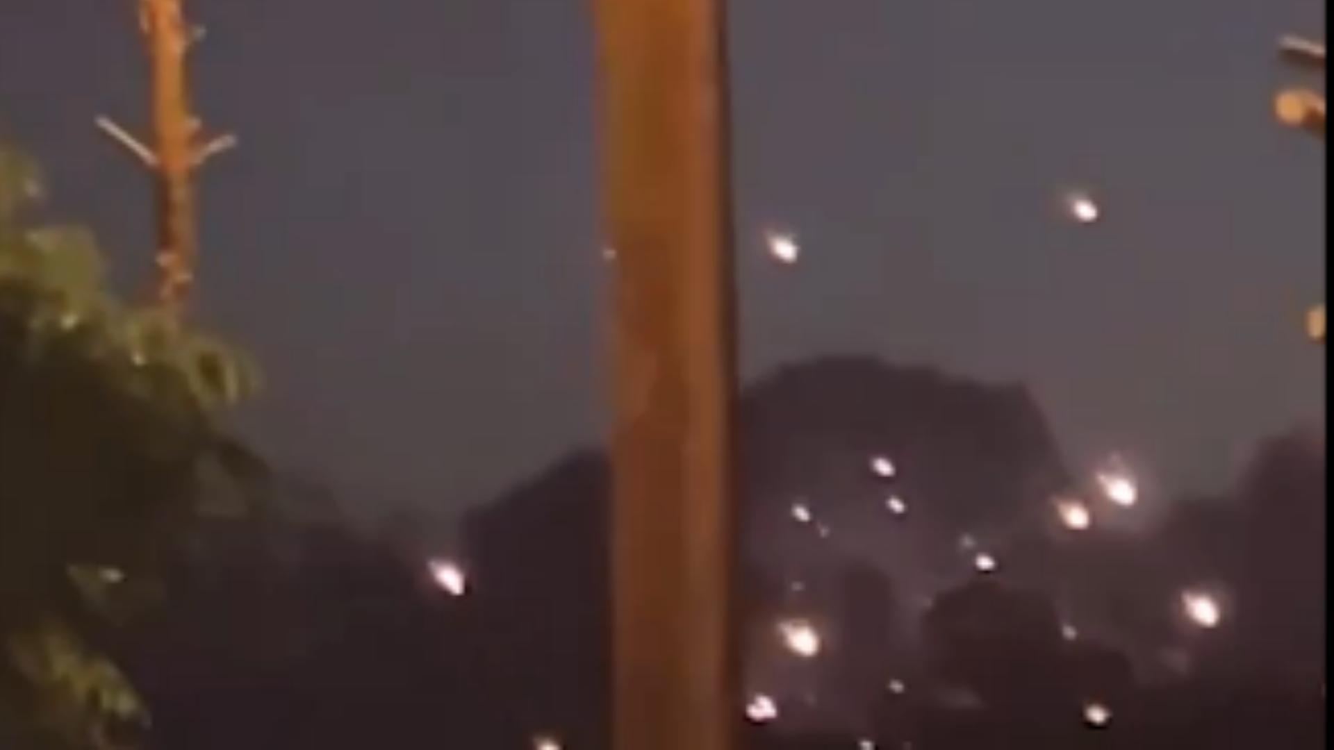 12 Jun 2025 22:34 PM بالفيديو: لحظة الغارة على البيسارية