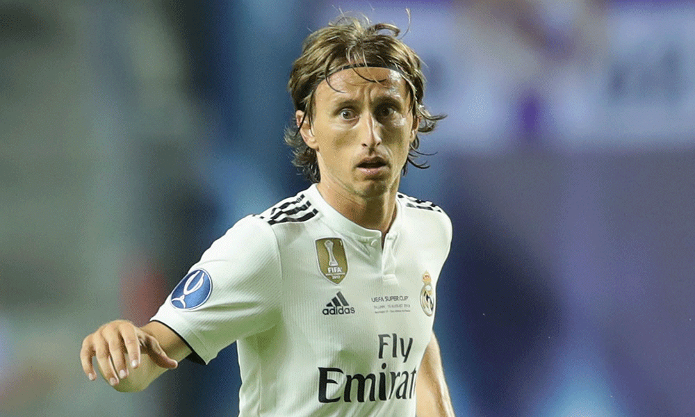 ريال مدريد يختار خليفة مودريتش