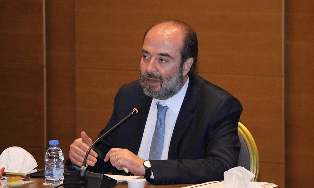 عقيص: الثقة بالحكومة مشروطة بالالتزام في البيان الوزاري