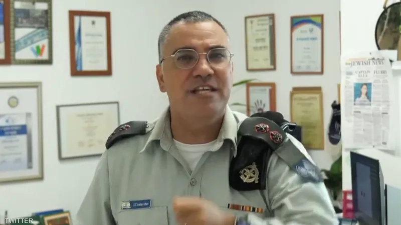 أدرعي: 'الحجة مش مستوعبة إنو زمن الأصفر سقط'