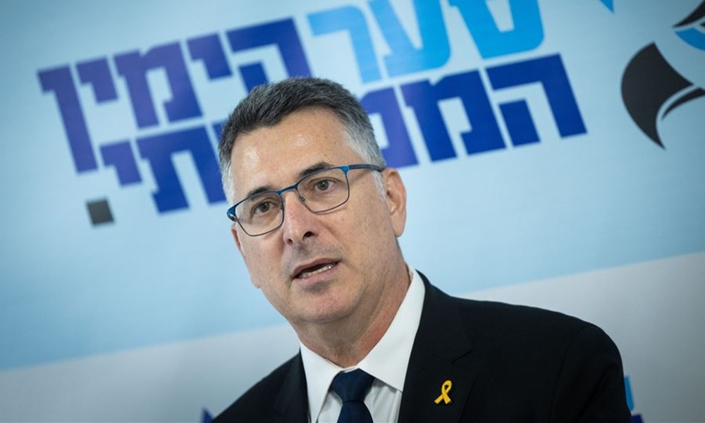 ساعر: على ماكرون إقامة دولة فلسطين على أراضي فرنسا