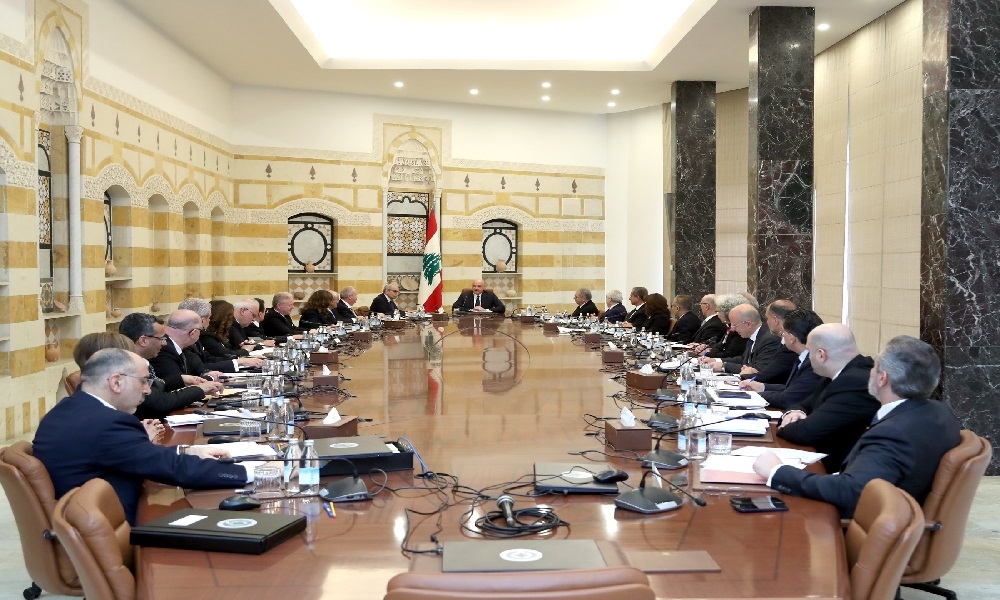مجلس الوزراء يضيف وزيرين على لجنة إعادة الإعمار