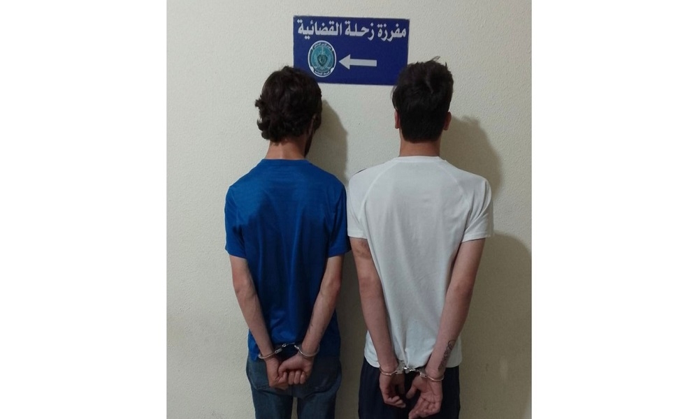 هدّدها بنشر فيديوهات حميمة لها مع خطيبها.. والأمن يتحرك!