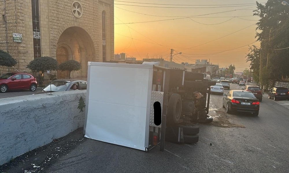 إنقلاب 'بيك آب' في عاريا