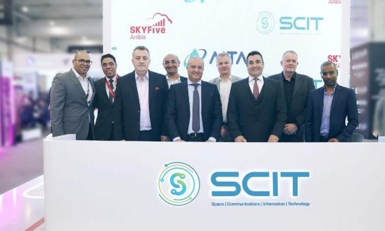 تعاون مصري سعودي لتقديم خدمات إنترنت عالي السرعة بالطائرات باستثمارات 10 ملايين دولار