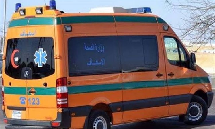 إصابة طالب سقط من سيارة كبود أثناء عودته من المدرسة بقنا