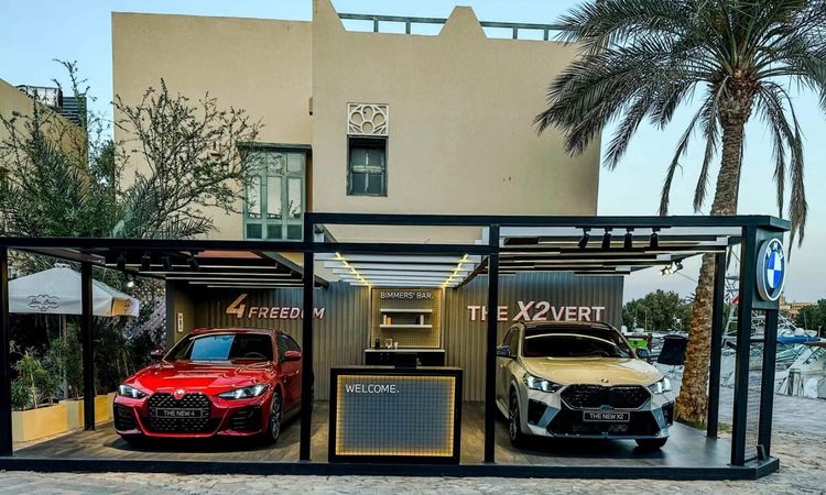 BMW X2 وBMW الفئة الرابعة جران كوبيه تتألقان في الجونة