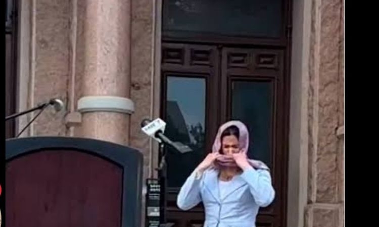 مرشحة للكونجرس تقتحم فعالية للمسلمين في تكساس