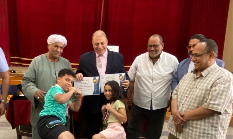 تعليم قنا تُكرم «آسيا ومحمد» لحصولهما على أول الجمهورية في الكيك بوكسينج