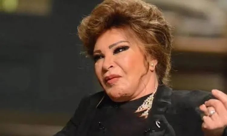 صفية العمري لياسمين عز: "ما فكرتش في الفلوس.. وآخر قرش في أجري كان للسايس"