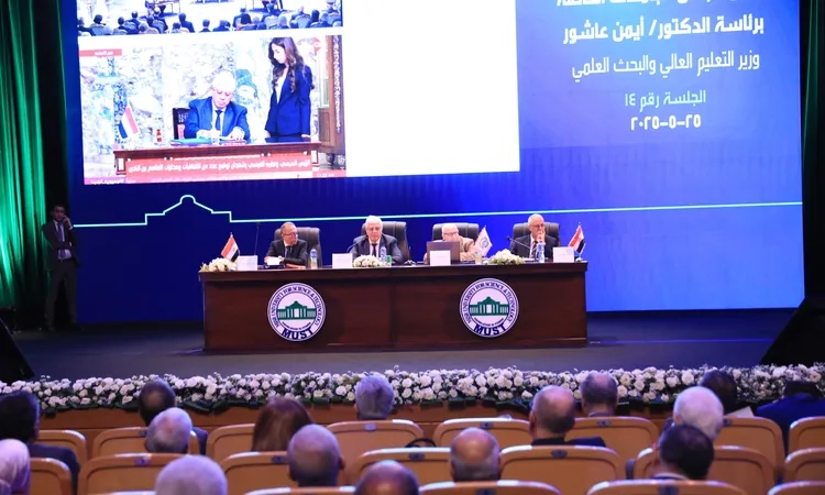 وزير التعليم العالي يترأس اجتماع مجلس الجامعات الخاصة بجامعة مصر للعلوم والتكنولوجيا